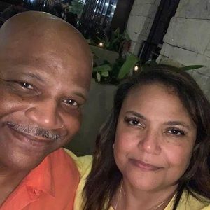 Meet your Posher, Joi